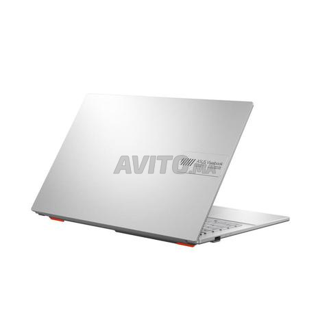 ASUS Vivobook Go 15 OLED - 2