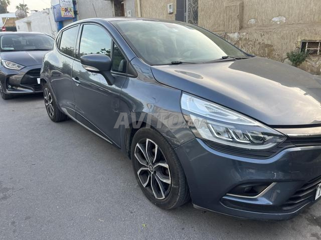 À vendre Clio automatique