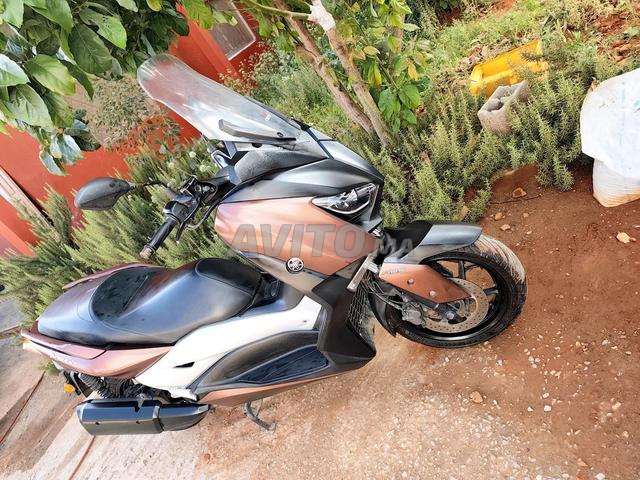 ياماها XMAX 300 - موديل 2017 بحالة ممتازة - 2