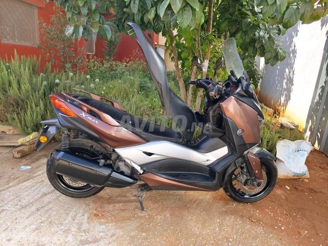 ياماها XMAX 300 - موديل 2017 بحالة ممتازة