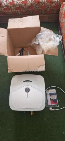 Chauffe-eau électrique Ariston 30 litres - 2