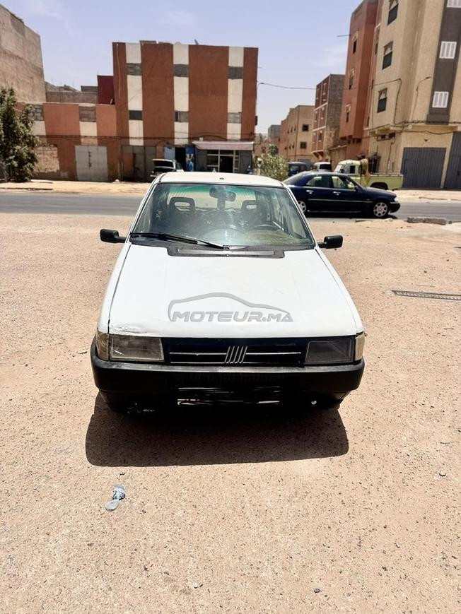 Fiat Uno Essence Manuelle 1990 à Laâyoune
