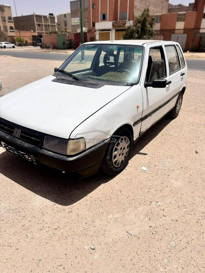 Fiat Uno Essence Manuelle 1990 à Laâyoune