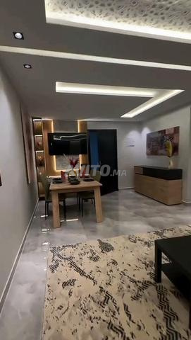 شقة للكراء الشهري بموقع استراتيجي - 2