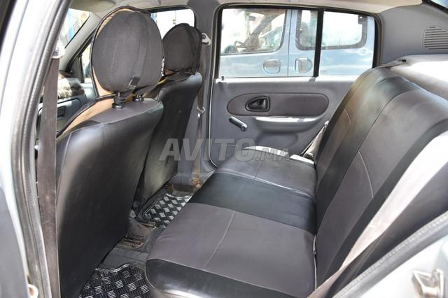 Renault Clio Essence Manuelle 2001 à Agadir