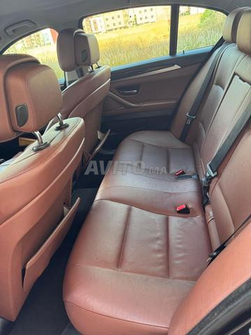 BMW الفئة الخامسة ديزل أوتوماتيك 2011 بالدار البيضاء