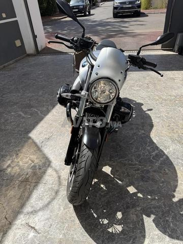 BMW Nine T