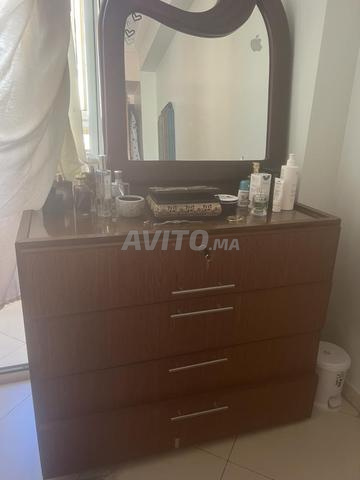 Coiffeuse en bon état