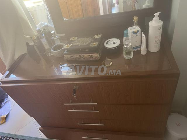 Coiffeuse en bon état - 2
