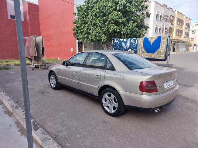 سيارة معروضة للبيع نوع audi A4