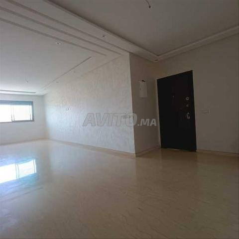 136414-شقة للكراء ب 10200 درهم بعين السبع