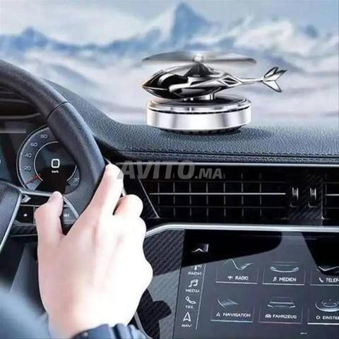 Parfum de voiture hélicoptère rotatif avec lumière