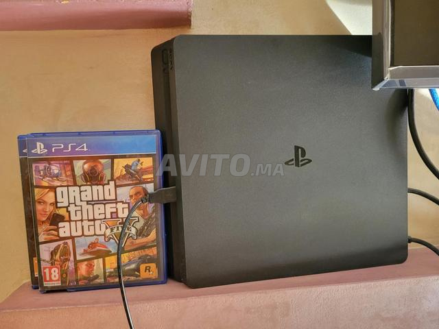PS4 Slim 1To en ligne
