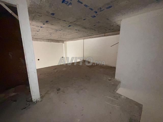 À VENDRE Local Commercial Brut d’Exception Gueliz - 2