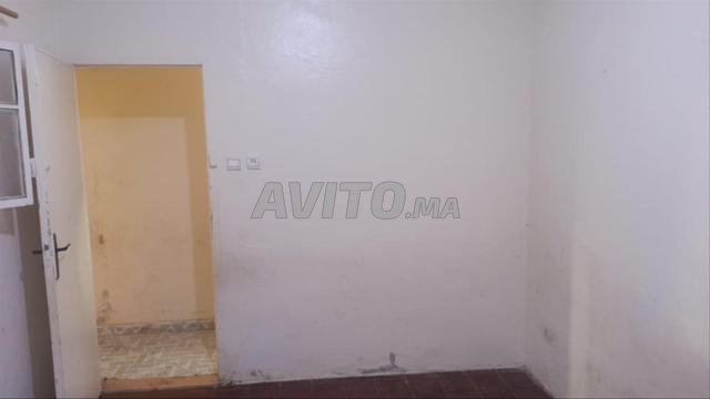 غرفة للإيجار - 2