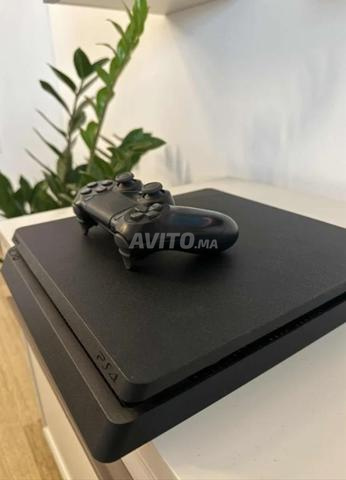 🎮 PS4 Slim 1TB Jet Black - 2