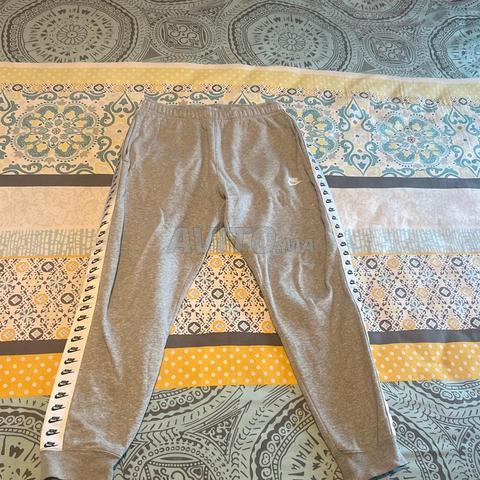 Ensemble Nike gris pantalon et sweat taille M - 2