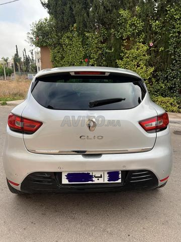 Clio Automatique 1ère main - 2