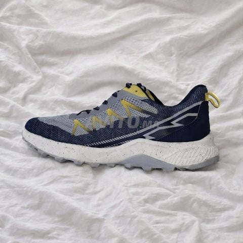 Vendre Chaussures de trail et de randonnée