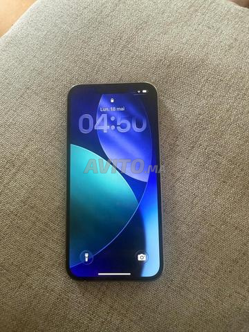iPhone 13 Pro / 256 Go / Comme neuf / Batterie 84%