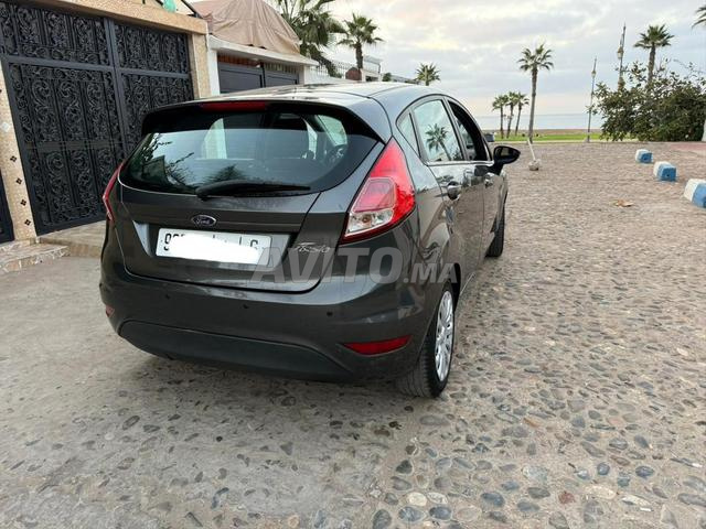 Ford Fiesta Trend - Modèle 2017 - Tel - 2