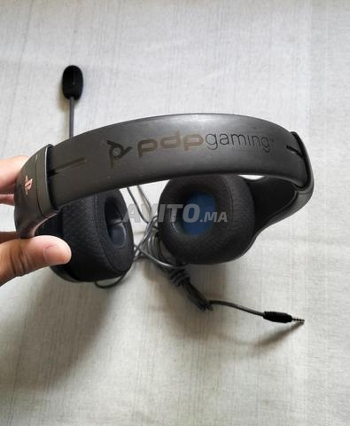 خوذة PS4 أصلية للألعاب بحالة ممتازة