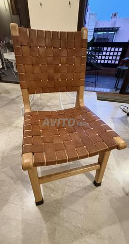Chaises cuir et noyer - 2