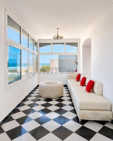 Villa de luxe sur le Boulevard Mohamed V avec vue sur la mer