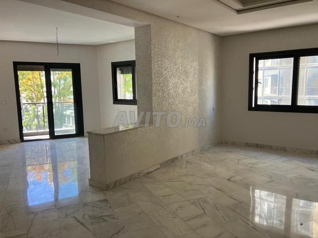 شقة 3 غرف إيبيريا واجهتان 146 م² بطنجة - 2