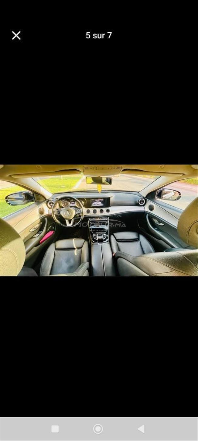 220 d voiture très propre bien entretenue