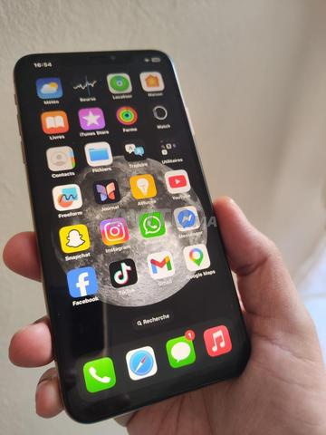 iPhone XS Max 64 Go 90 État officiel - 2