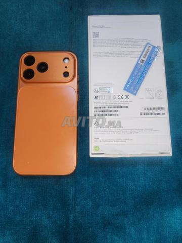 iPhone 17 Pro Max neuf sous garantie