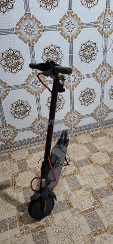 Trotinette électrique Xiaomi originale avec chargeur - 2