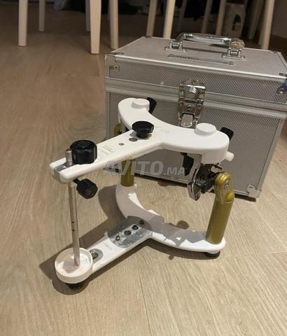 مجموعة أجهزة مفصلية Stratos 300 بحالة ممتازة
