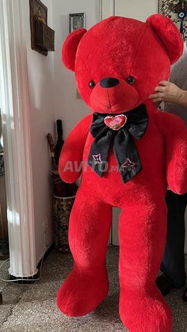 Un grand ours en peluche - 2