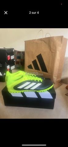 Adidas original neuf 43