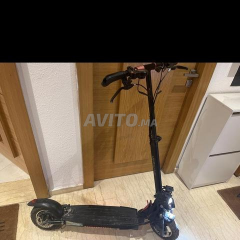 سكوتر كهربائي 50 كم مدى 50 مع مقعد