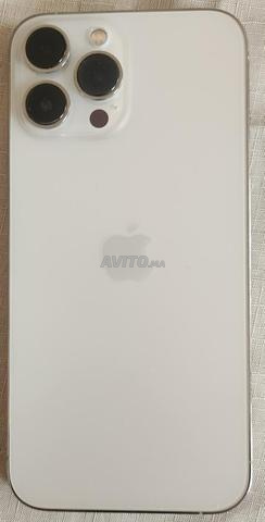 iPhone 13 Pro Max en bon état - 2