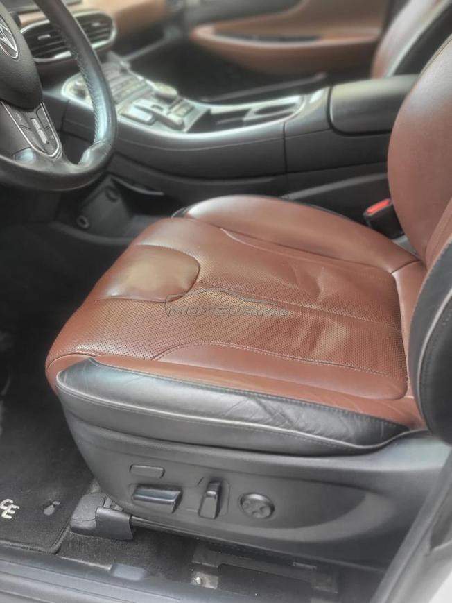 Hyundai santa