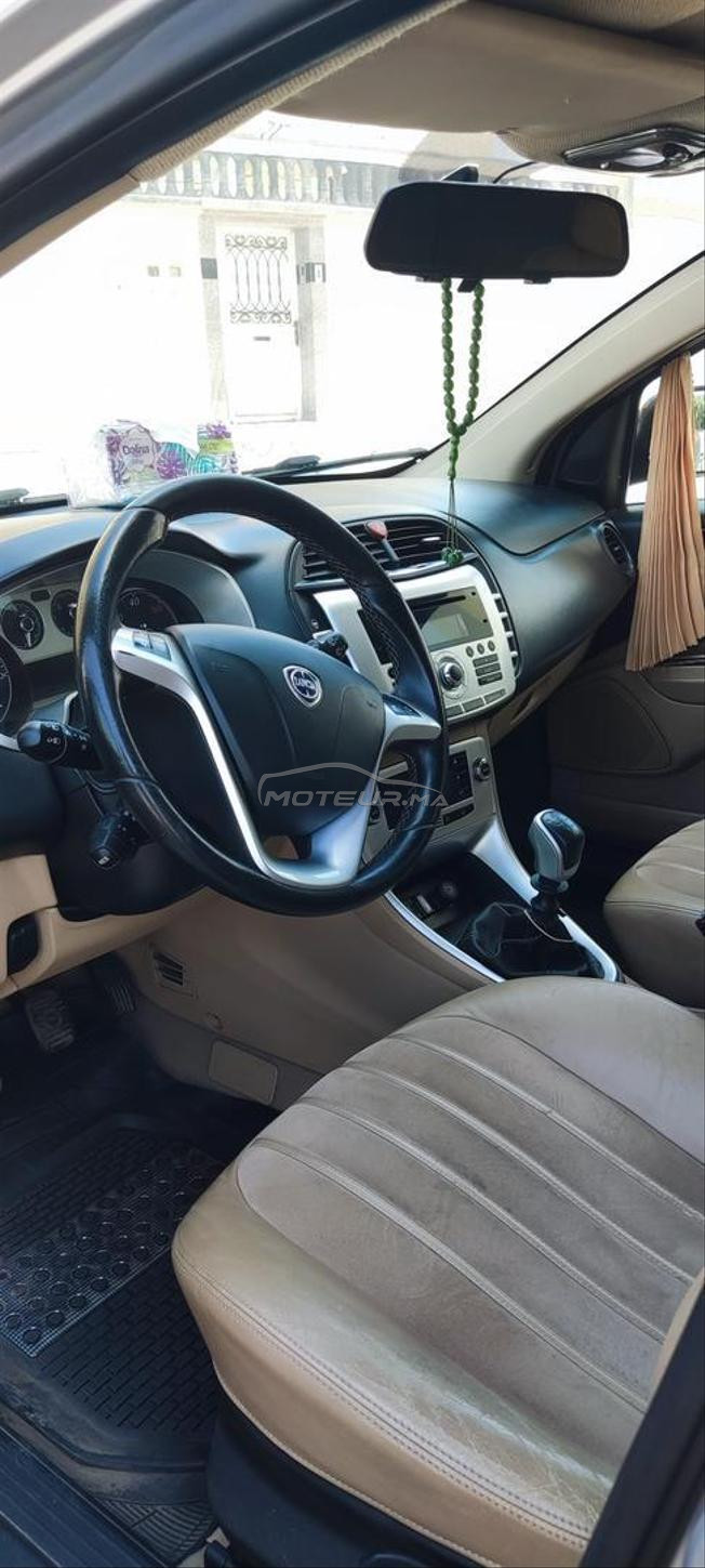 Lancia Delta 6cv très propre 