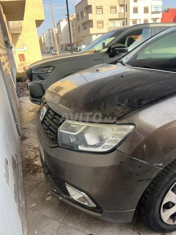 Dacia Logan Diesel Manuelle 2017 à Agadir - 2