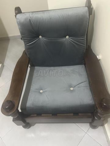 À vendre – Salon neuf en bois massif - 2