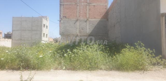 Terrain en coin pour construire deux étages R Ouled Layla Lot 3