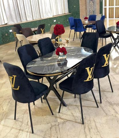 Table à Manger Design avec 6 Chaises Inox - 2