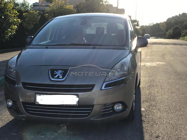 Peugeot 5008 Diesel Manuelle 2012 à Fès