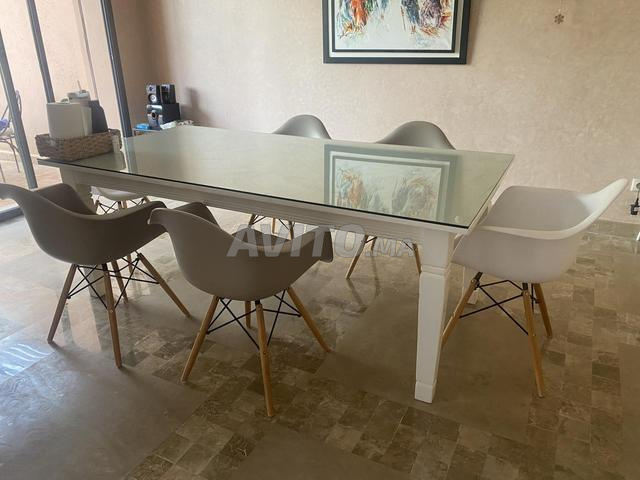 Table salle à manger et 6 chaises - 2