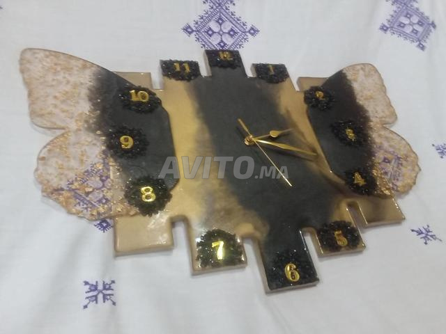 القطع العصرية المصنوعة من الإيبوكسي