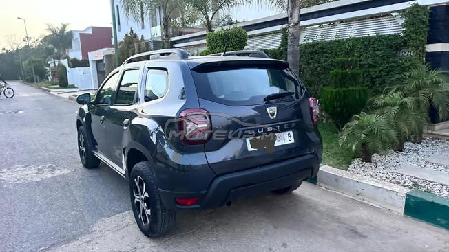 Duster en très bon état 