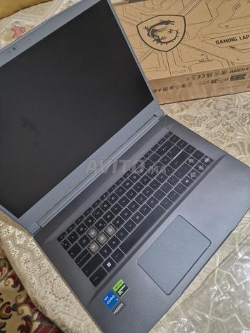 MSI Thin 15 B12UC-1842XES - 2