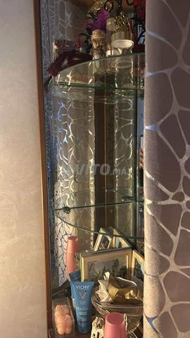 أثاث خشبي بجودة جيدة مع مرآة 3 طوابق - 2